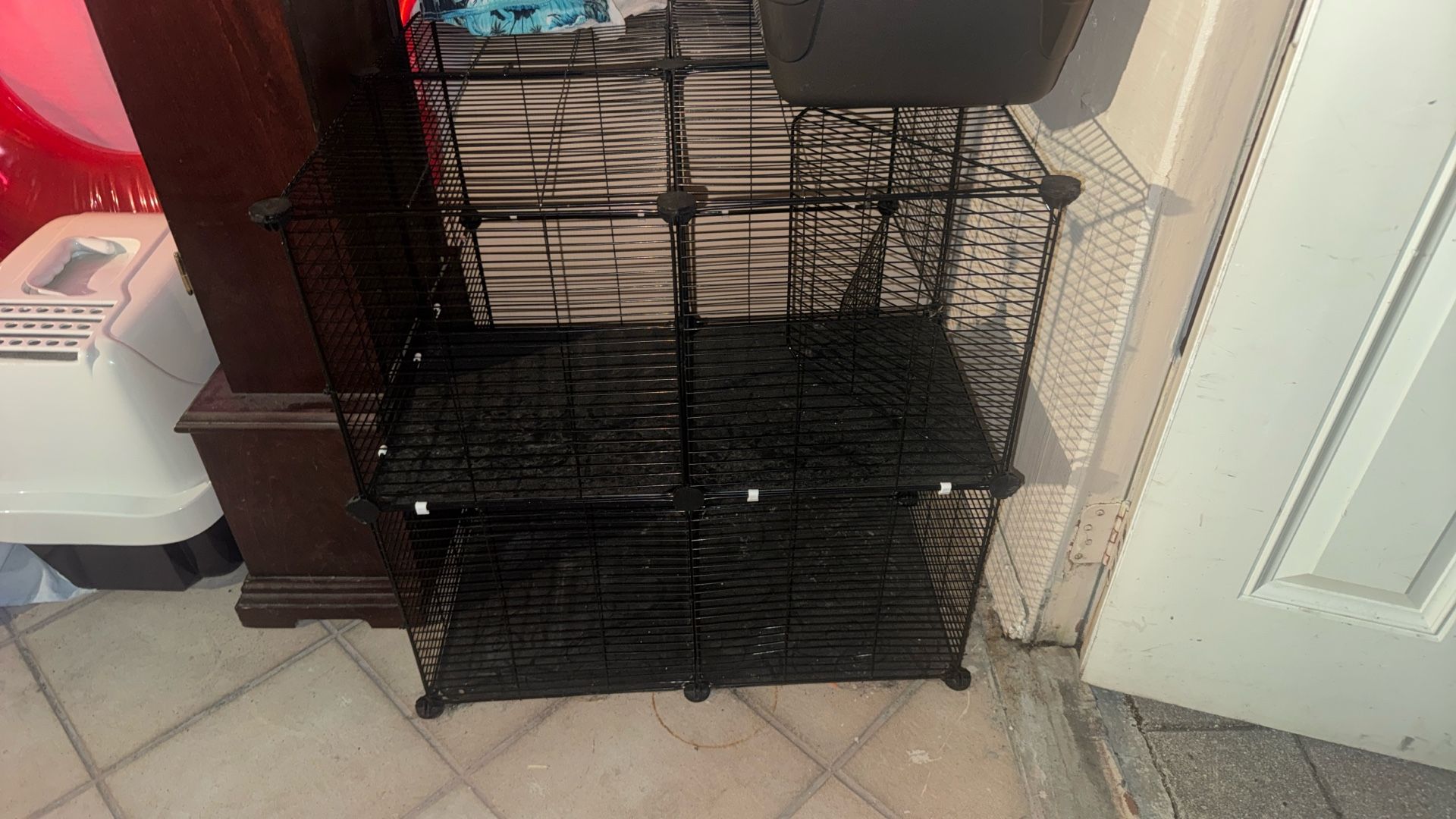 cat cage/ cat house
