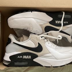AirMax Nike Men’s 8.5 Size