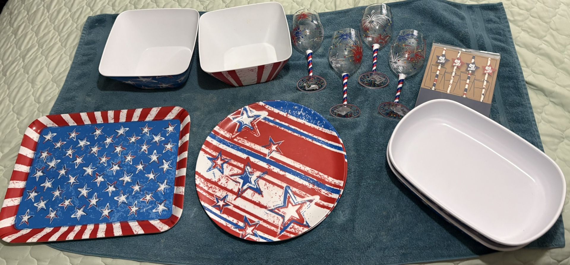 Pier One 4th Of July Glasses And Plastic ware 