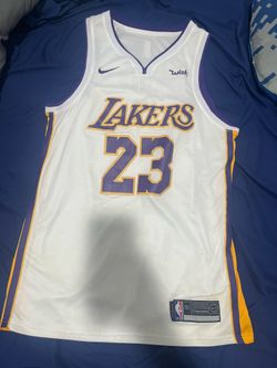 Nike LeBron James #23 Los Angeles Lakers Swingman Jersey White Size 50 NBA