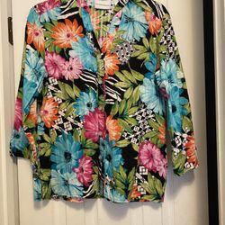 Ladies Floral Shirt Size 12 By Alfred Dunner