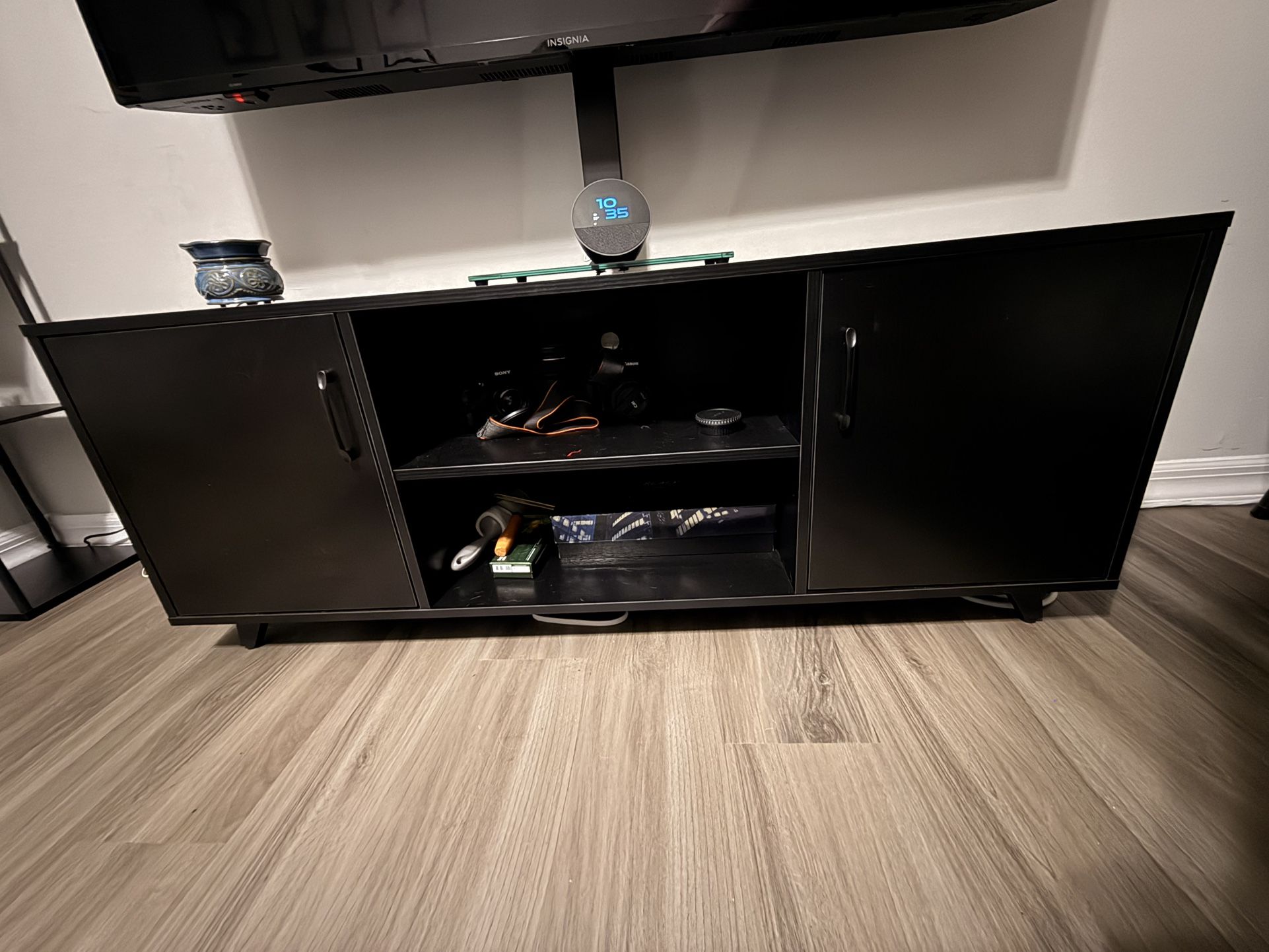 TV Stand, Entertainment Center with 2 Doors and 2 Cubby Storages