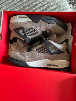 Retro 4’s men’s size 12