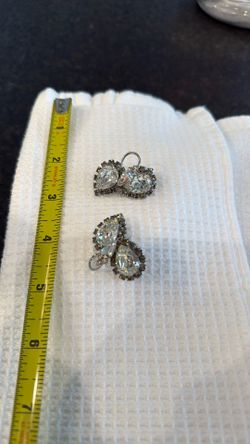 Stunning Hobe Ice Clip Earrings