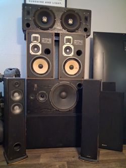 4 SETS OF SPEAKERS
