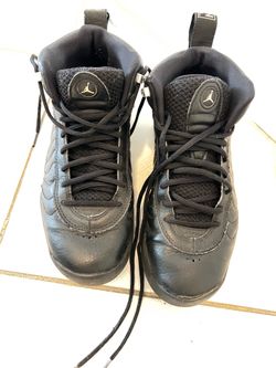 Kids Jordan Sneakers – Black