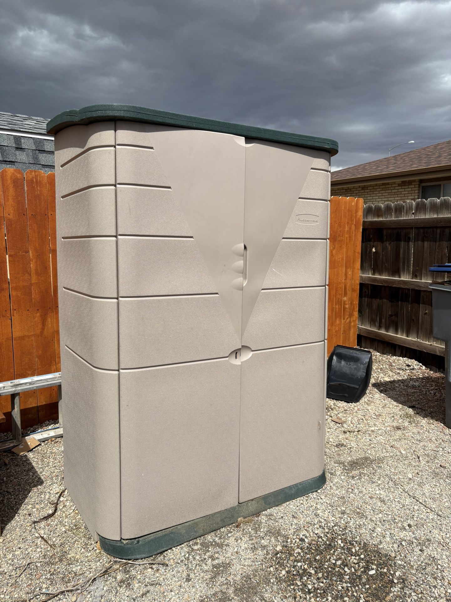 Rubbermaid Storage Shed