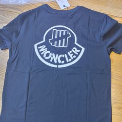 Mon cler Tshirt Size Large