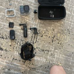 Gopro Hero Nine Black 512 GB of storage all the accessories included