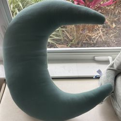 SNUGGLE ME NURSING PILLOW
