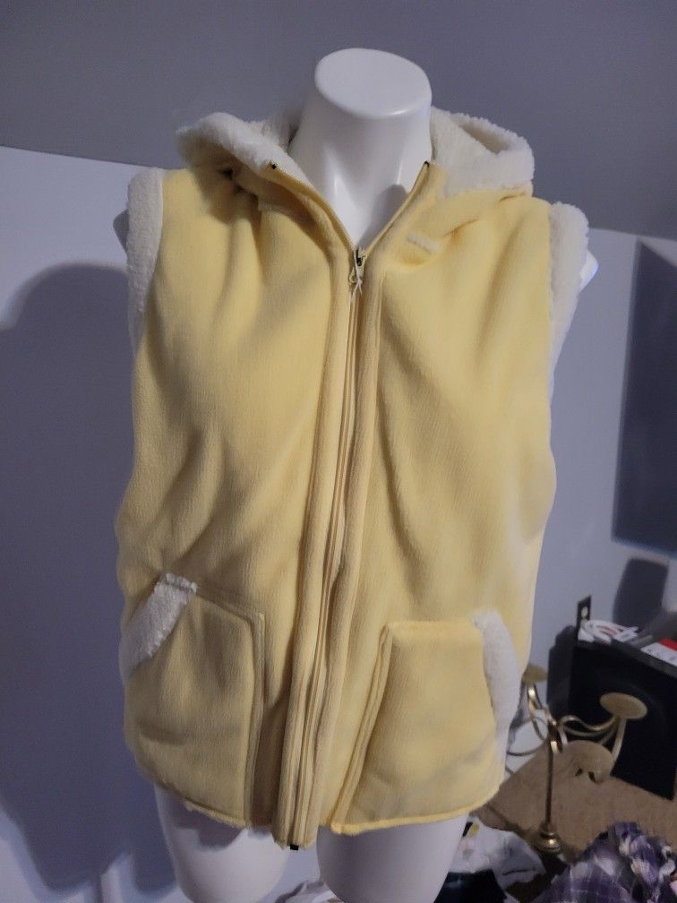 Women's Yellow Fleece Vest...size LARGE 