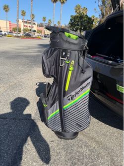 GREAT CONDITION TaylorMade 14way Cart Bag