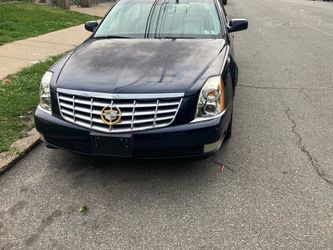 2007 Cadillac Dts it’s Royal blue