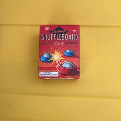 Shuffleboard game