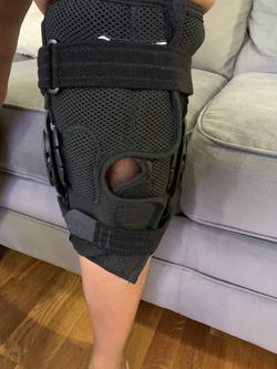 Breg knee brace