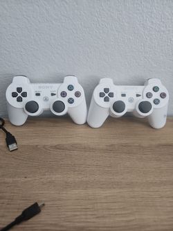 PlayStation 3 controllers White