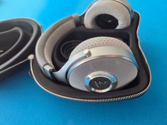 New Focal Clear Headphones - never used