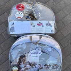 Boppy Luxe Pillow in Gray and White