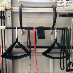 Pull up bar