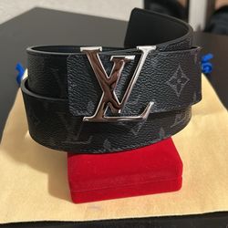 100% Legit Lv Belt Had For Over 3 Months Kept In Good Condition Nothing Wrong With It Size Is 38/40