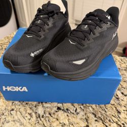 Hoka Clifton 9 (Size 9 Men )