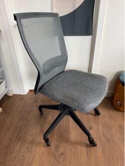 Autonomous MyoChair
