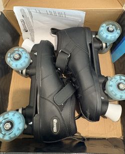 Men’s Chicago skates for sale!