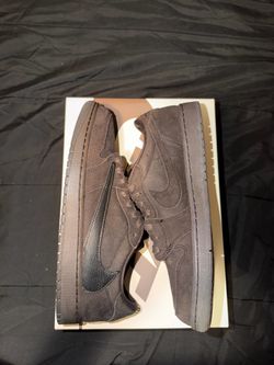 Travis Scott velvet brown