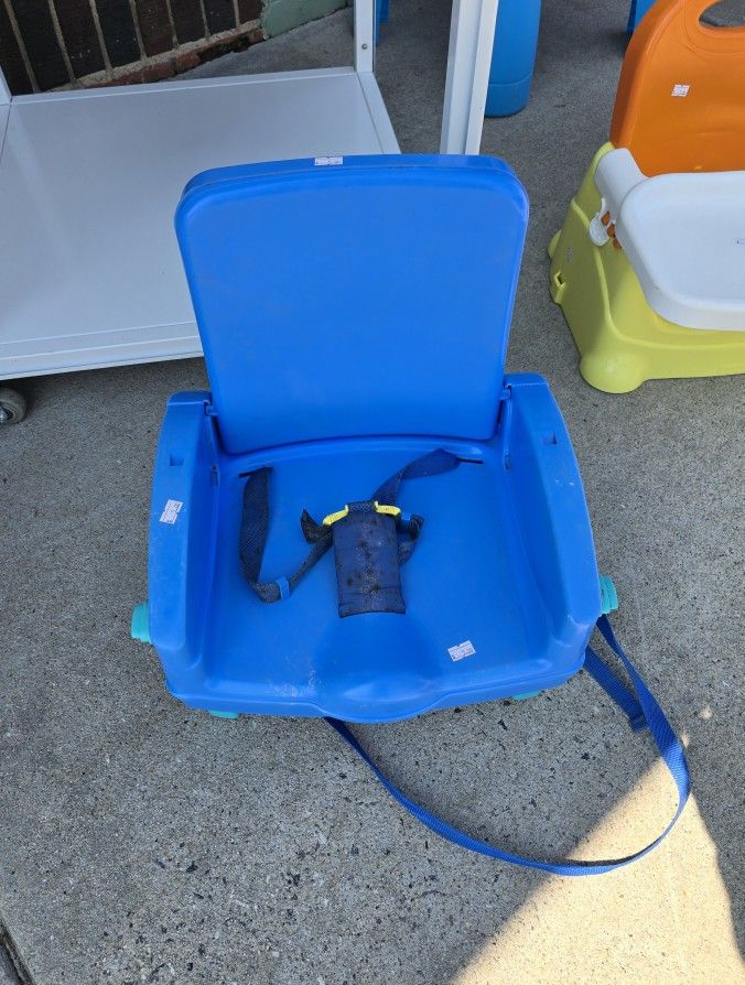 Infant/Toddler Booster Seat - Blue