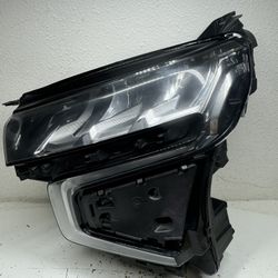 2021-2024 Chevrolet Tahoe Headlight LED Driver Side LH Adaptive OEM (contact info removed)9 11R