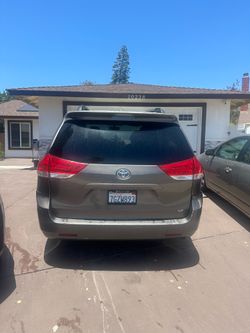 2011 Toyota Sienna
