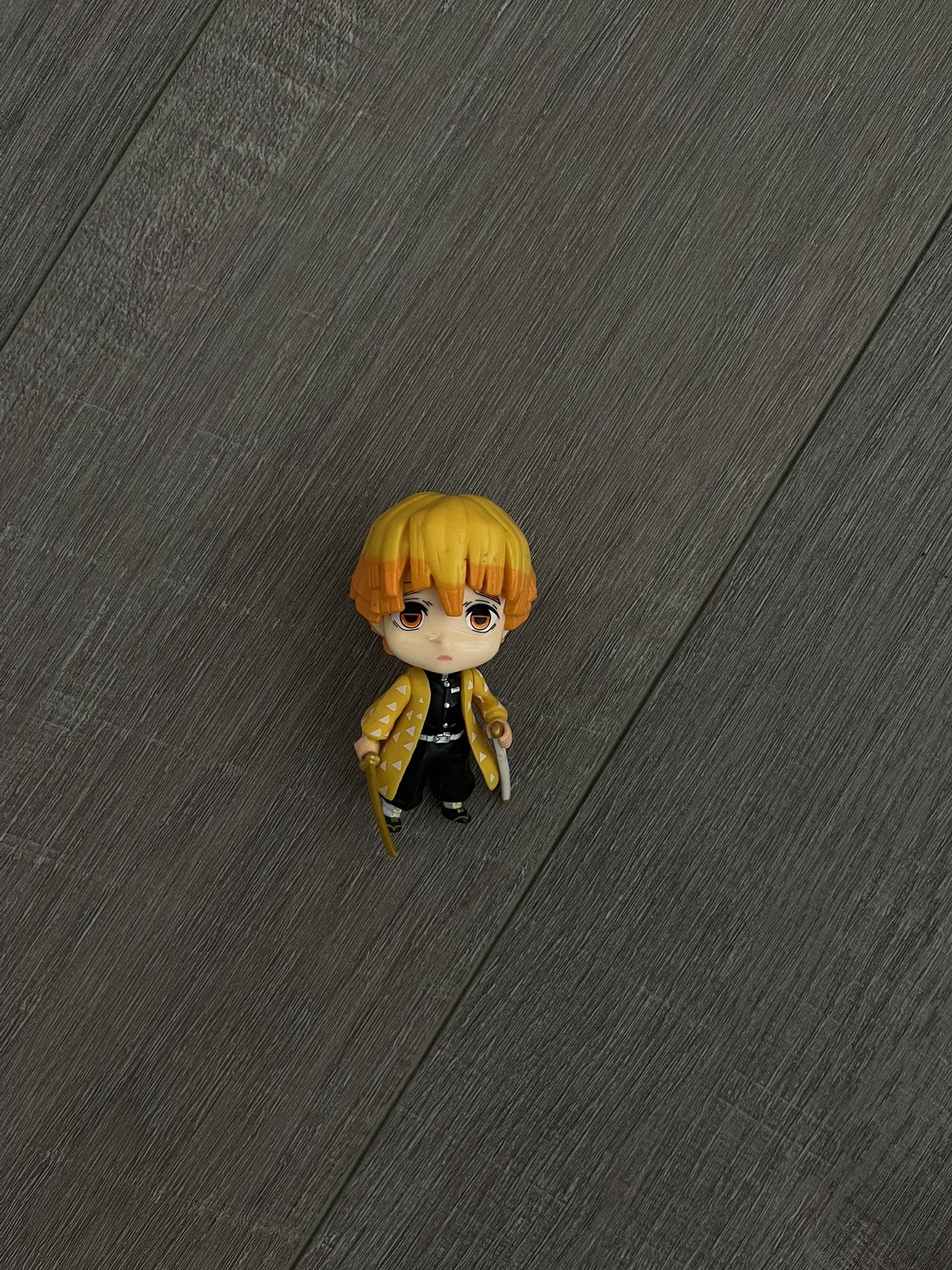 Zenitsu Demon Slayer 