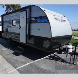 RV Trailer 23’ (Bunks & Slide!)