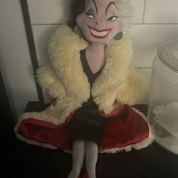 New Cruella De Vil Doll From Disney Incl S/H