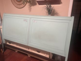 HeadBoard