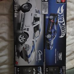hotwheels Cadillac/corvette bundle