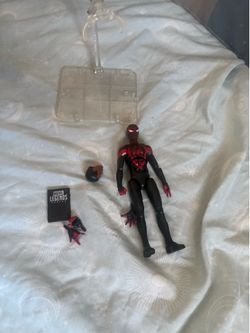 Marvel Legends Miles morales (With a stand)