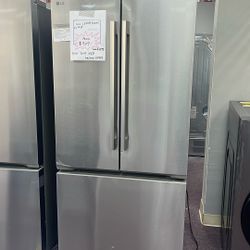 Refrigerator 33” In New Open Box 