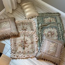 Luxury Pillow Covers And Pillows
