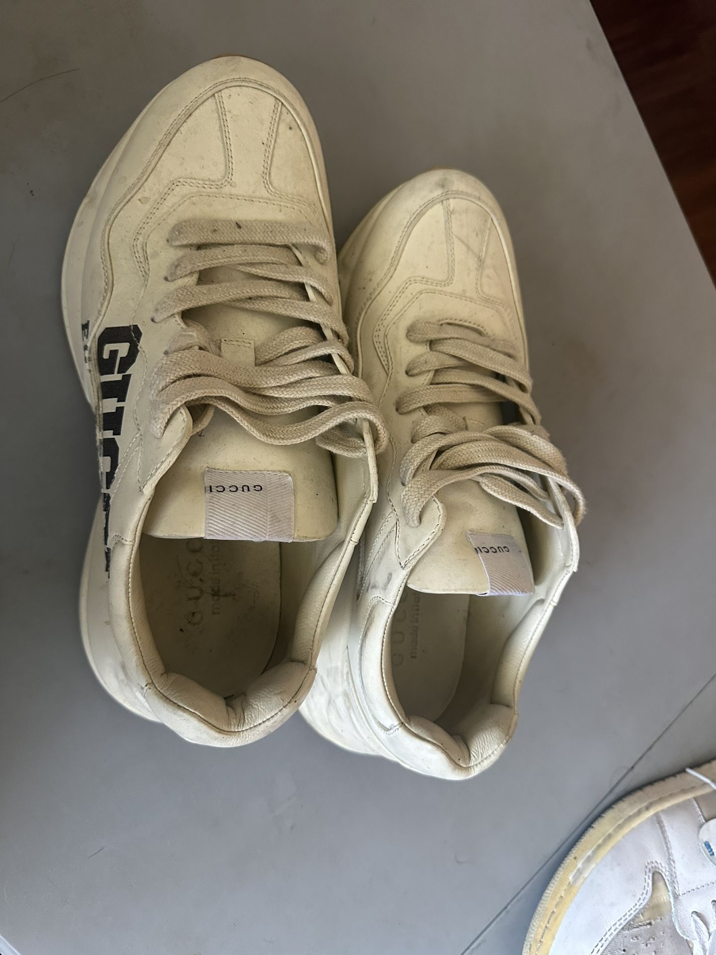 Gucci Rhyton Leather Sneaker (Beige)