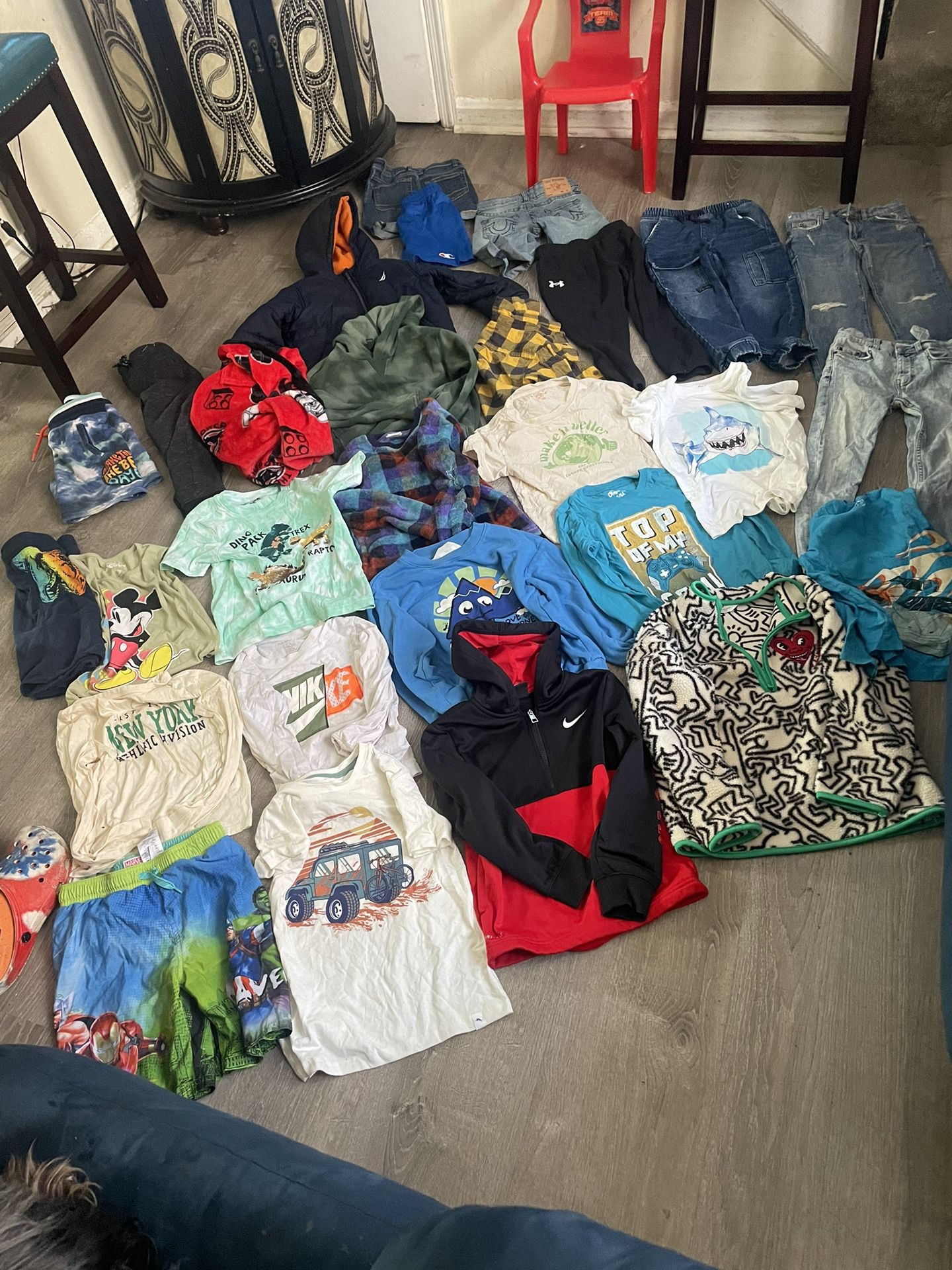 Boy Clothes Size 6-7 3 sweaters 1 jacket 5 pants 6 shorts 12 shirts 1 robe Everything For 60.00
