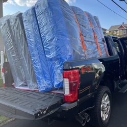 QUEEN MEMORY FOAM MATTRESS & BOXSPRING 