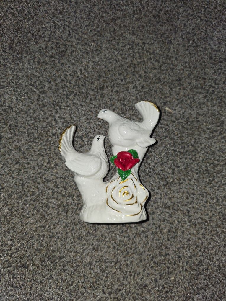 Genuine Porcelain Love Birds