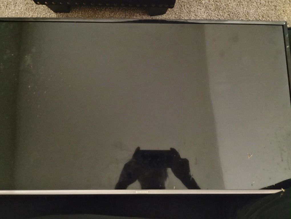 23 Inch Samsung TV 80$