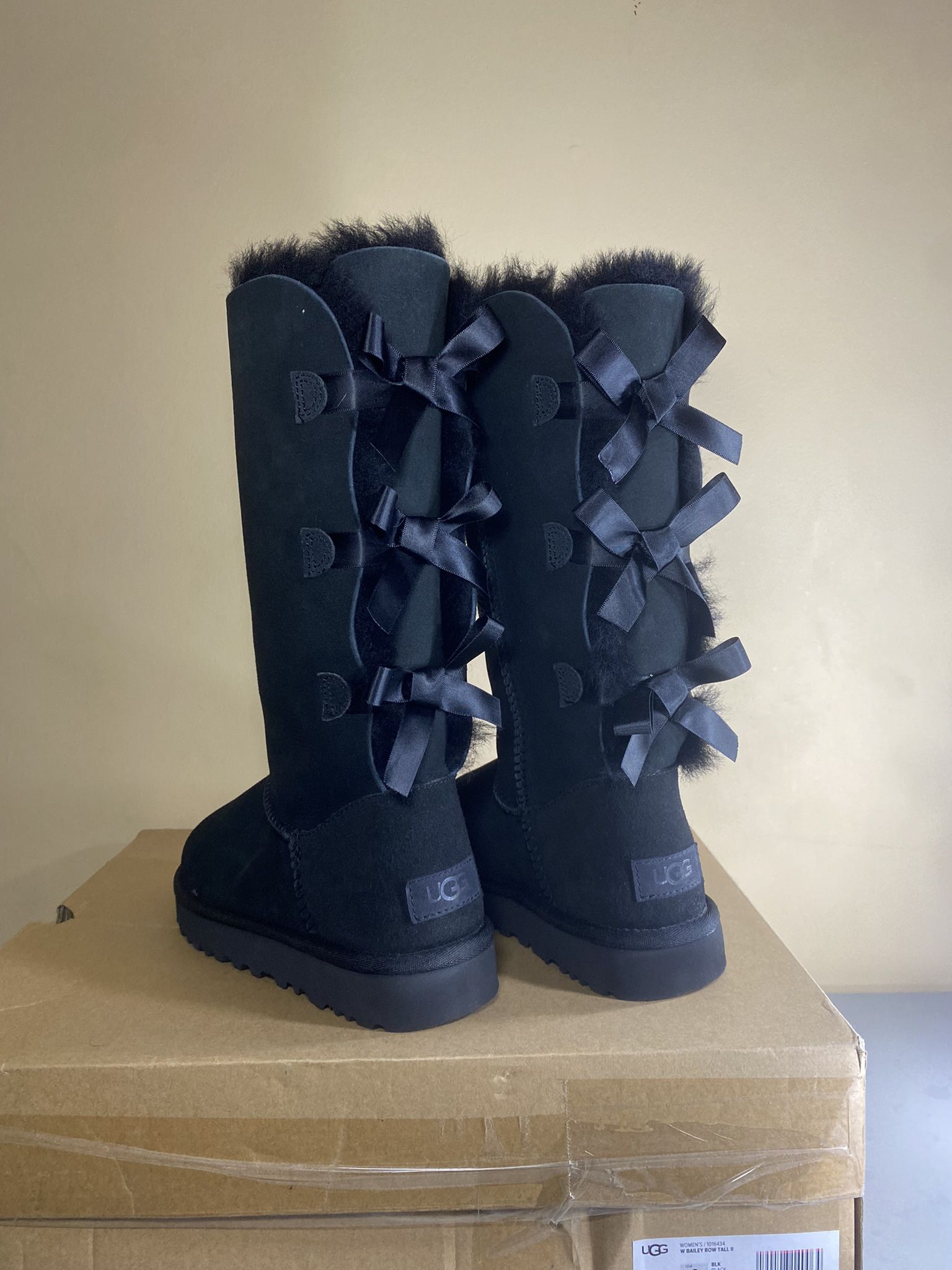 UGGS Bailey Bow II Boot