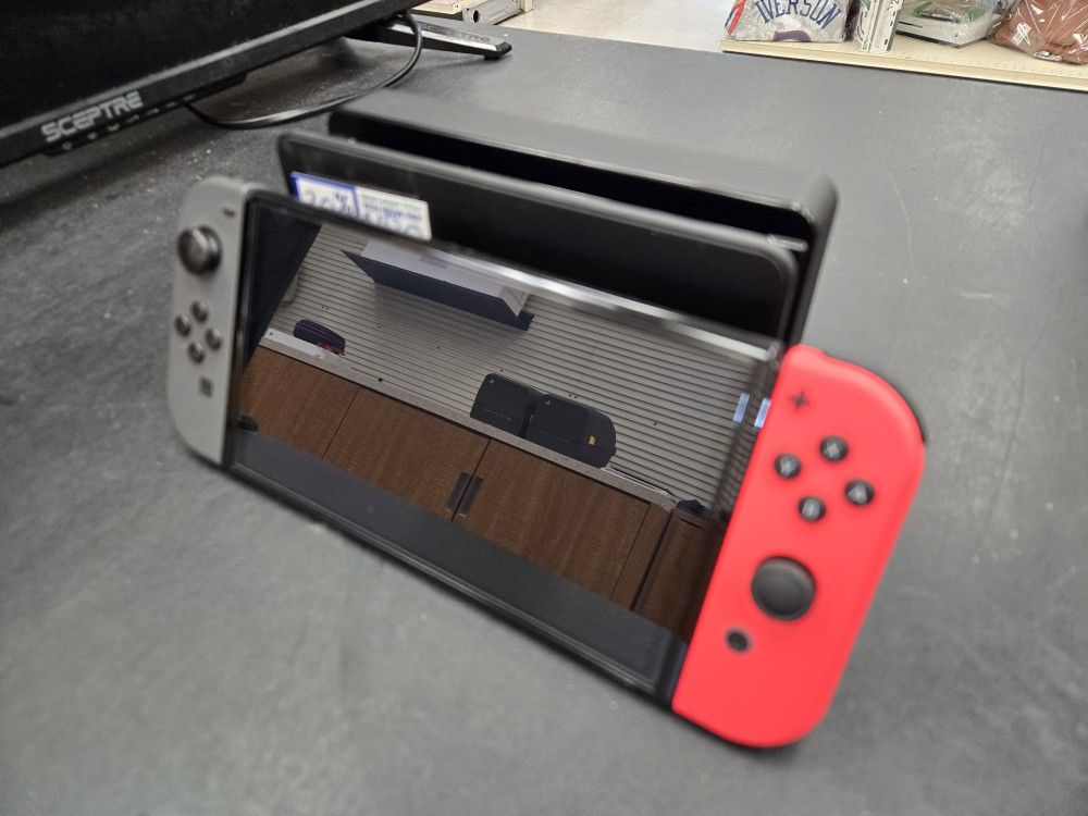 Nintendo Switch OLED