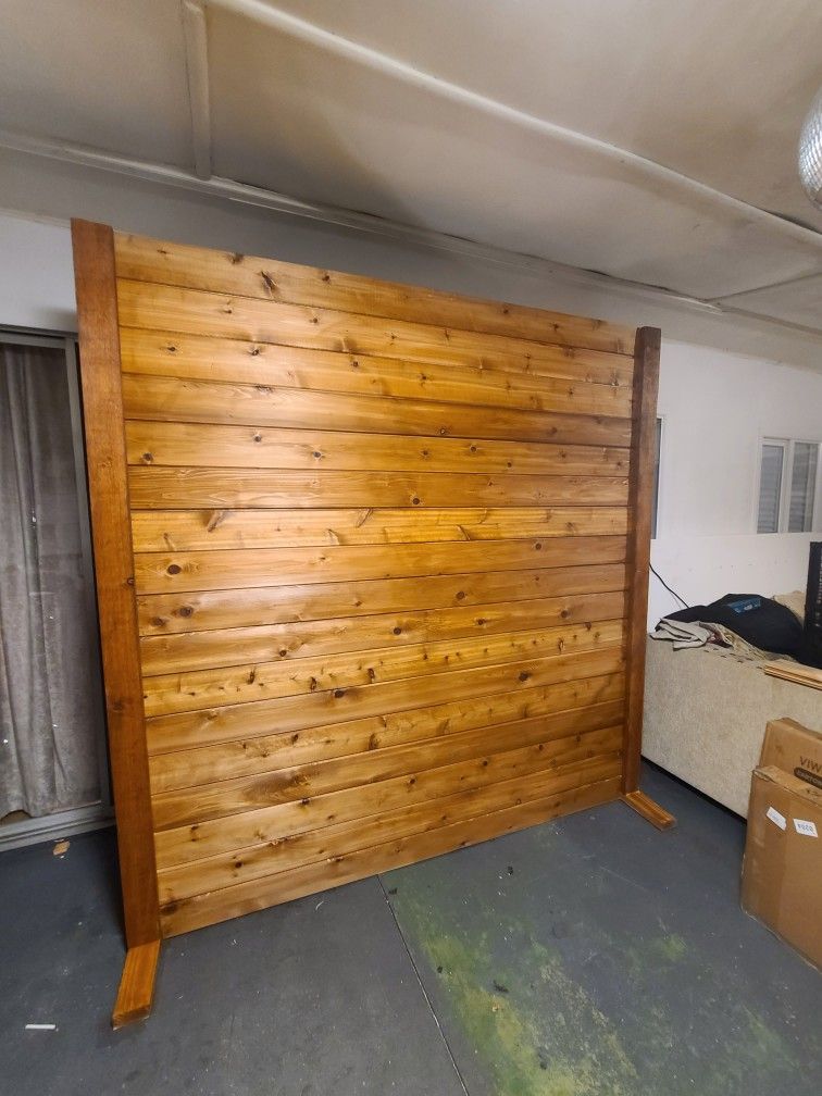 7'x7' Vintage Prop