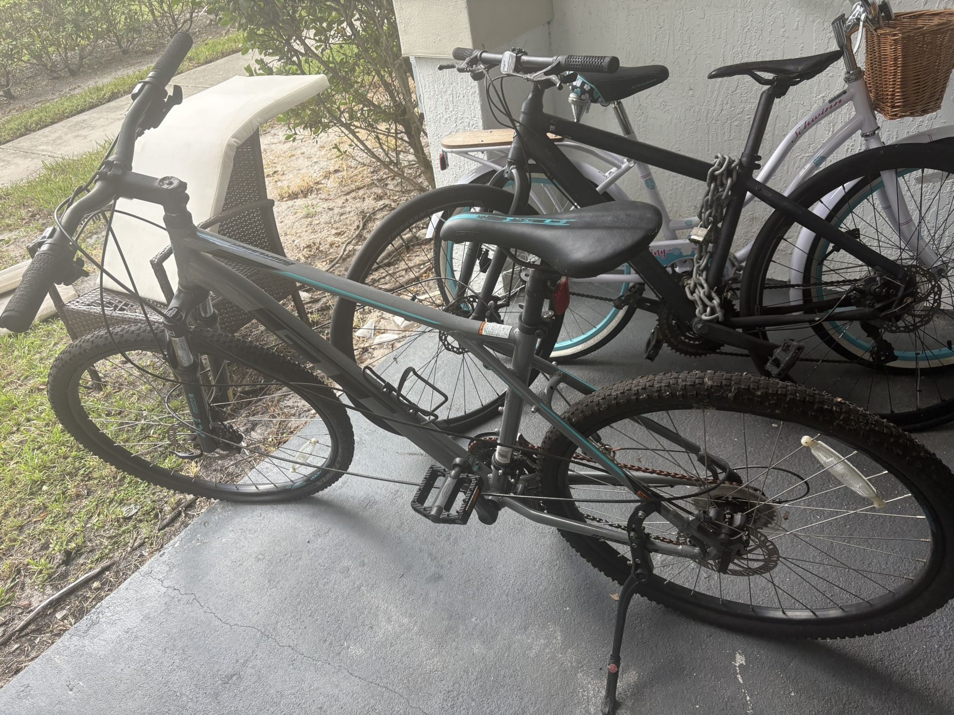 GT Men's Aggressor Pro Mountain Bike