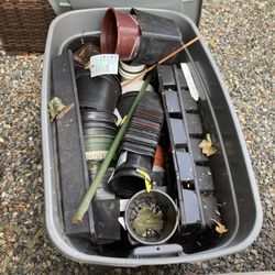 Plastic/ceramic Pots And Plastic Fencing And Bamboo Stakes 