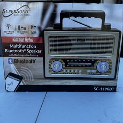 Vintage retro multifunction Bluetooth speaker